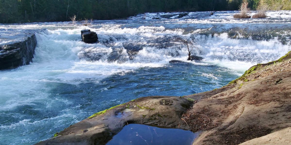 Nymph Falls in Courtenay/Comox, BC